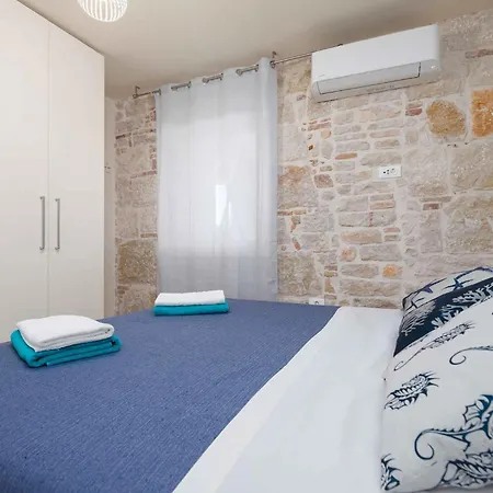 In - Istrien 47123 Apartment *